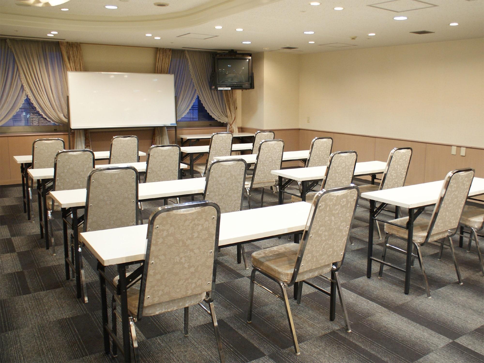 Hotel Livemax Nakajima Park Grande