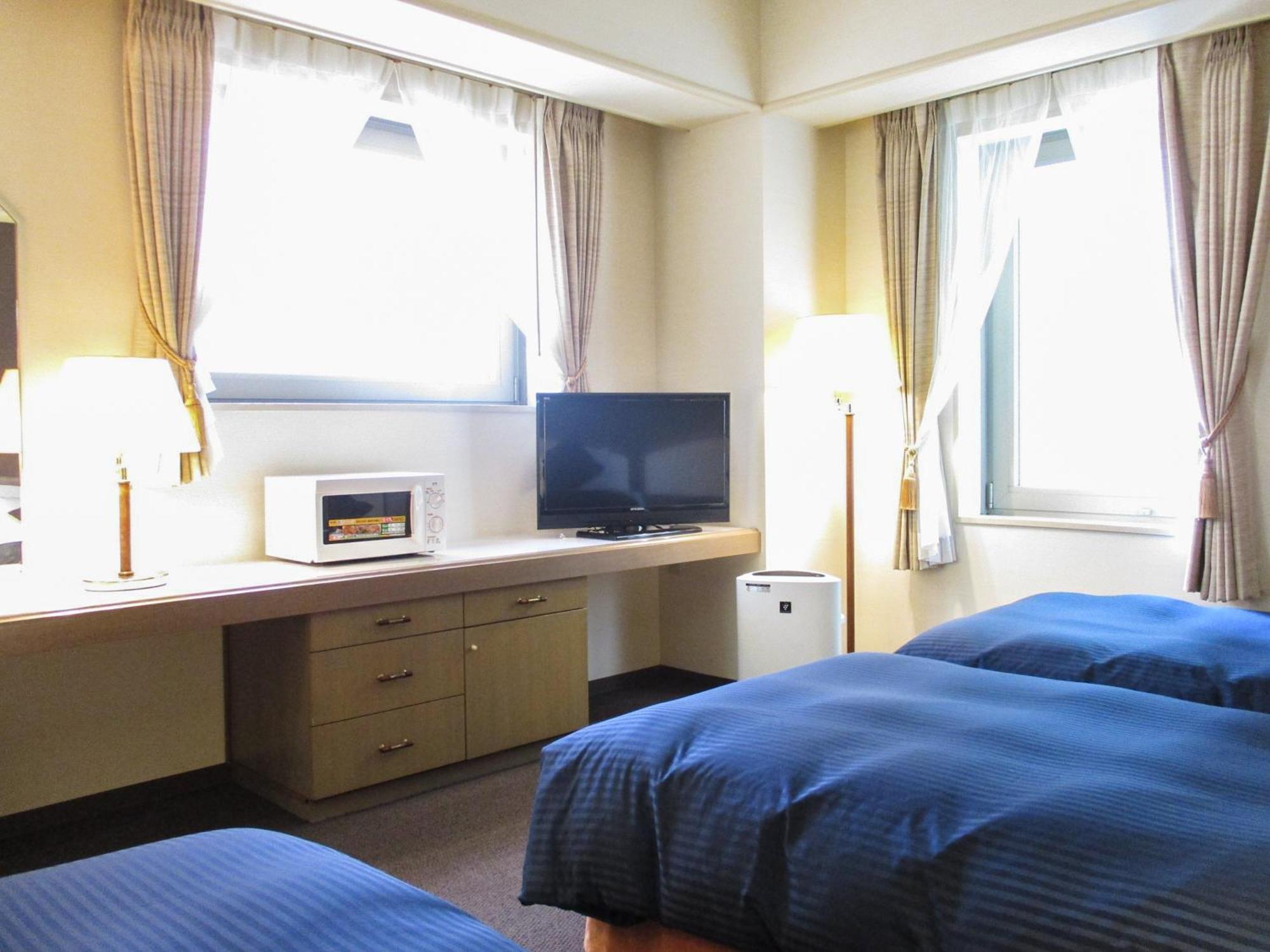 Livemax Nakajima Park Grande 2*