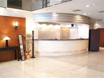 Livemax Nakajima Park Grande 2* Sapporo